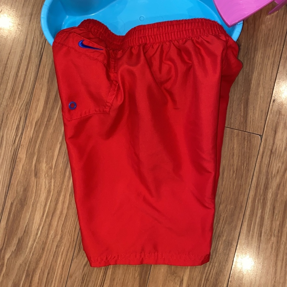 Nike Block Logo Breaker 8" Swim Trunks (Big Kids) Size S in Red & Royal Blue - Picture 4 of 8